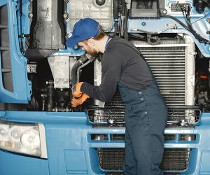 Certificate-III-in-Heavy-Commercial-Vehicle-Mechanical-Technology-(Automotive)